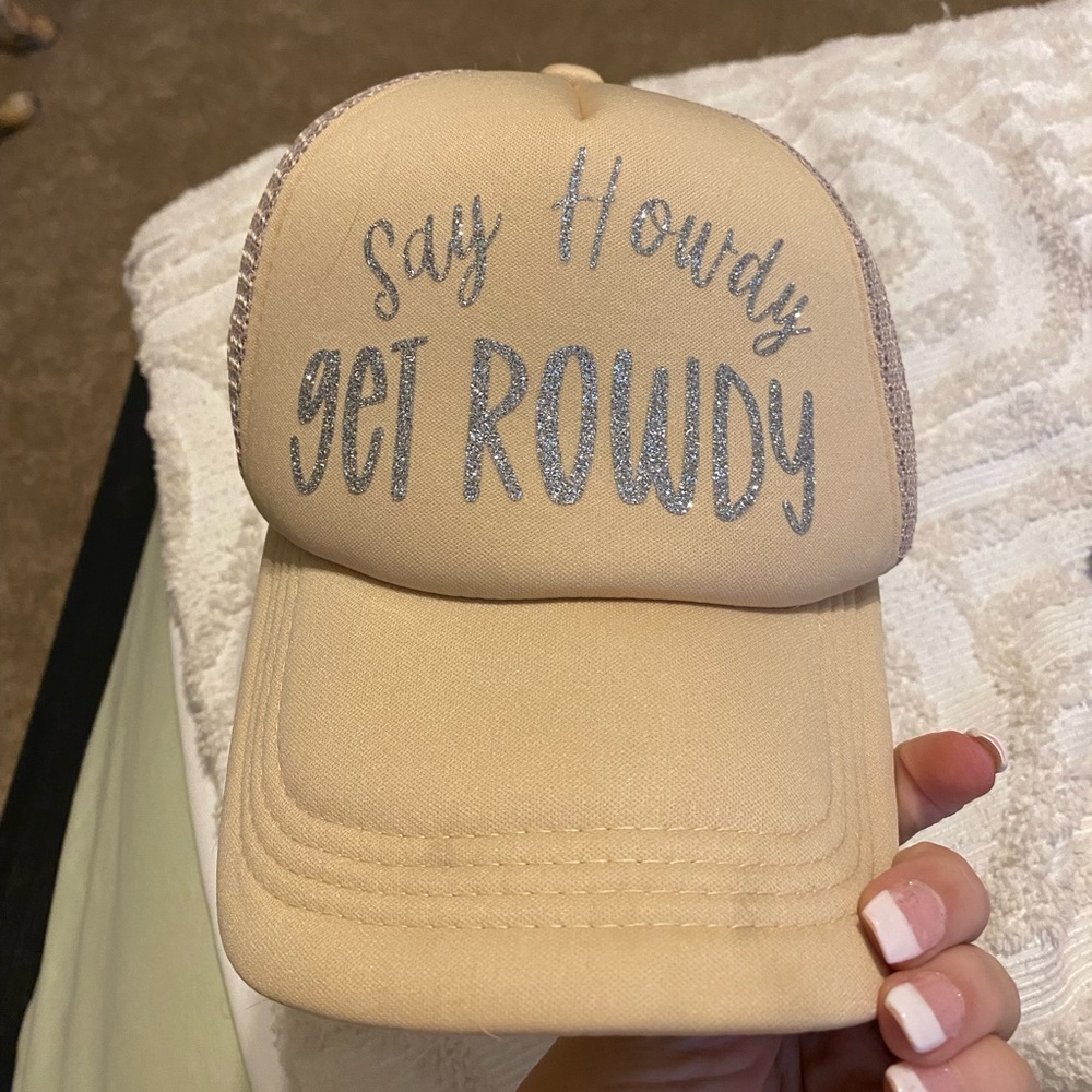 Trucker hat “Say Howdy Get Rowdy”